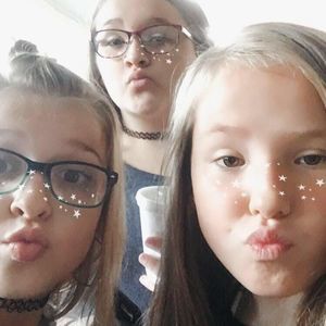 Meet your Posher, Katelyn